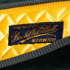 Bowhill u0026 Elliott Gruner Samt-Slipper „Elefant
